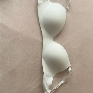 Victoria's Secret Classic White Bra